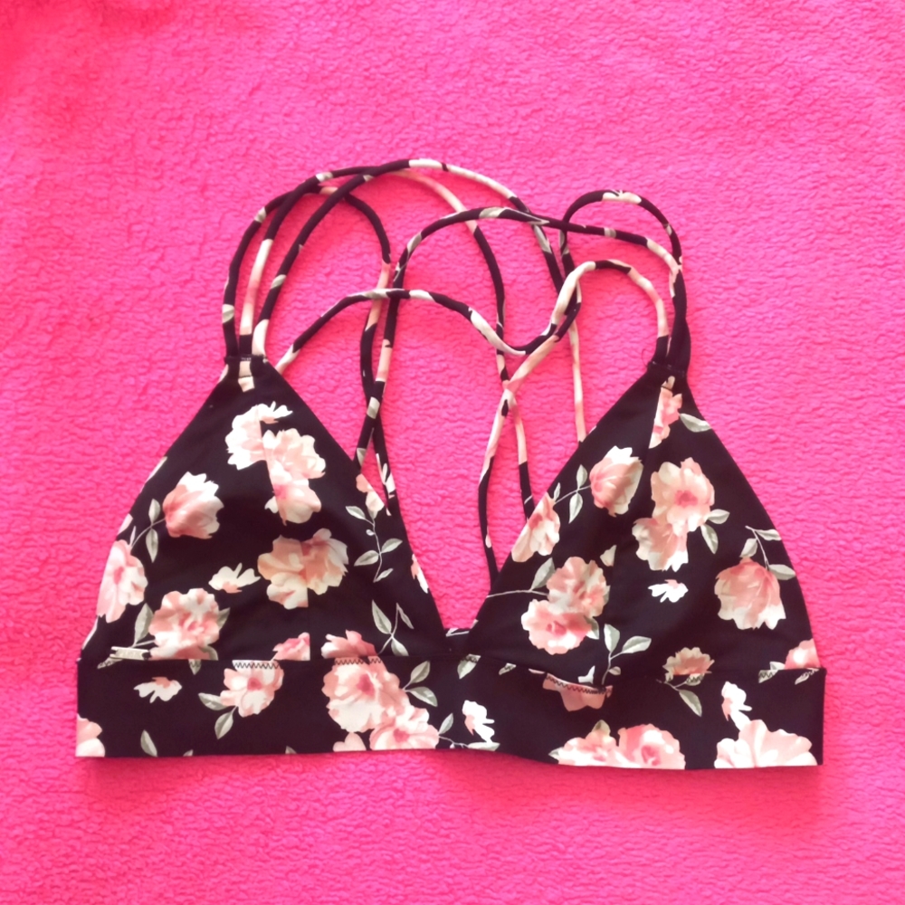 VICTORIA SECRET.